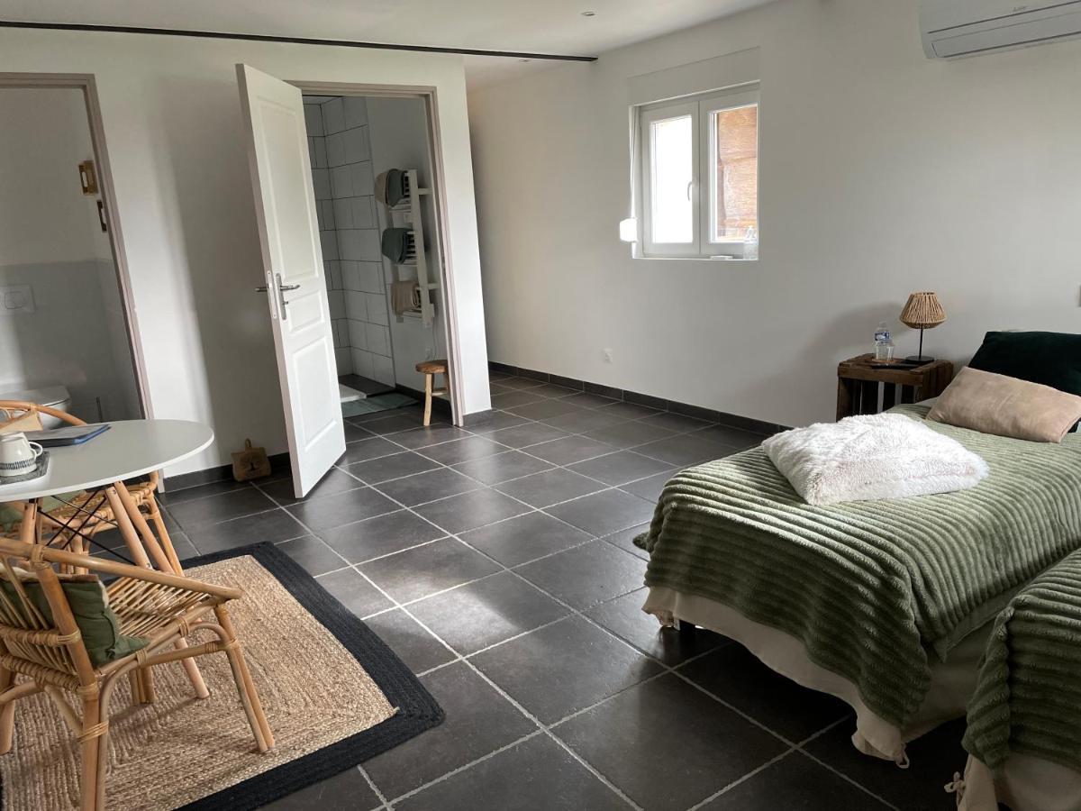 Aux Fines Bulles Gite Et Chambres D Hotes Neuve-Maison Luaran gambar